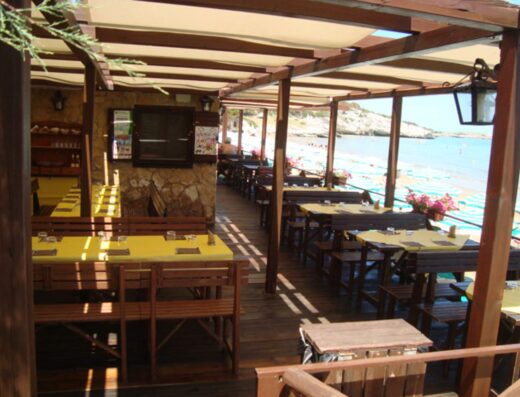 SOSTA CAMPER BAIA SAN LORENZO
