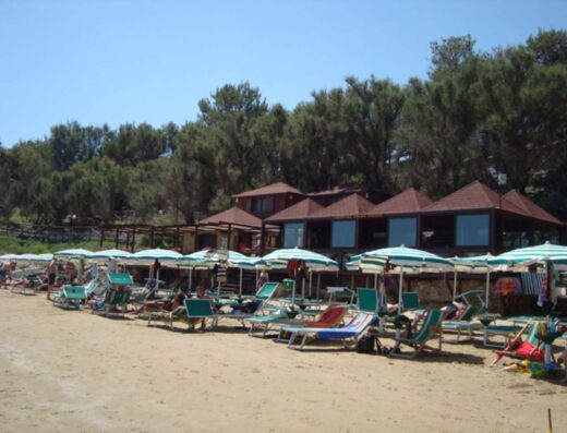 SOSTA CAMPER BAIA SAN LORENZO