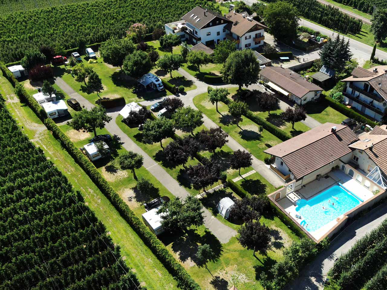 Camping goldrain cevedale
