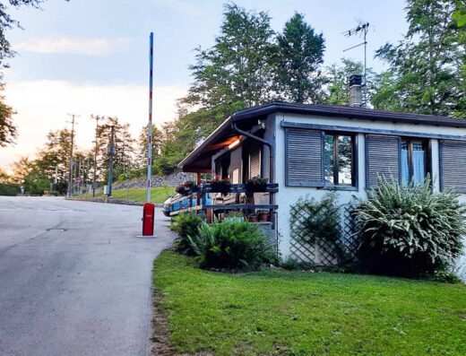 CAMPING LAGO DI LAVARONE