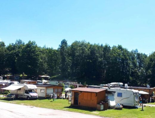 CAMPING LAGO DI LAVARONE