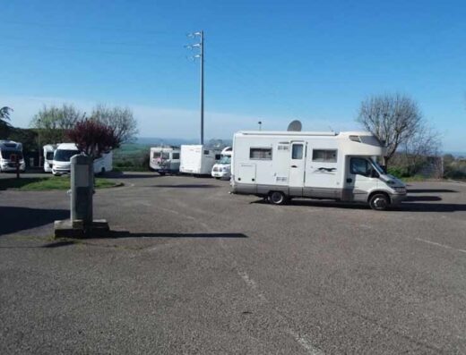 AREA SOSTA CAMPER CANTINA DI MONTEFIASCONE