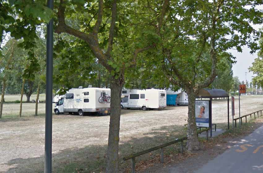 Area sosta camper - casalborsetti