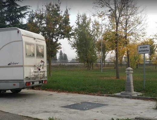 AREA SOSTA CAMPER VARZI CASTEGGIO
