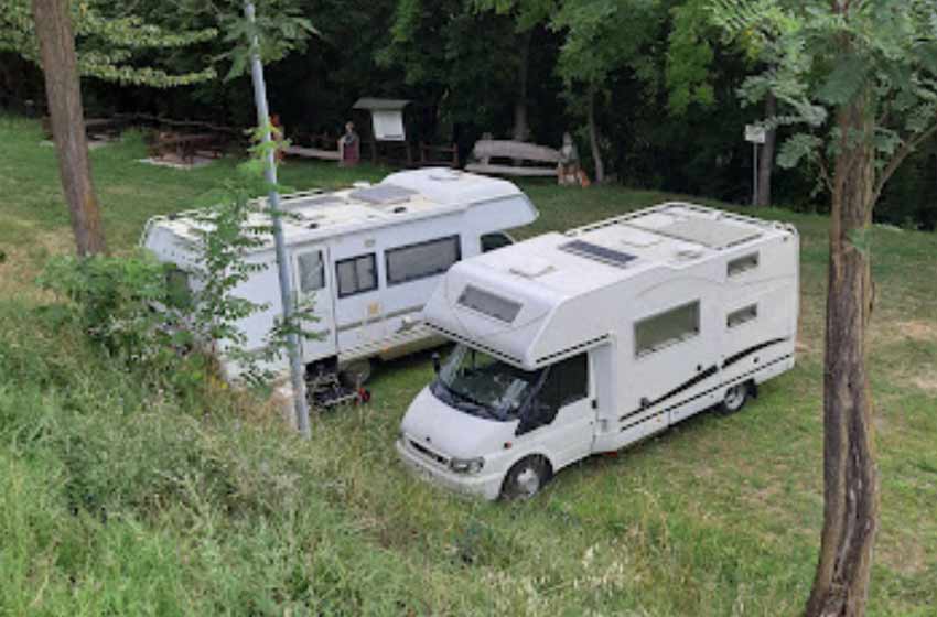 Area sosta camper castellero