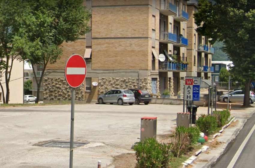 Camper bus service cerreto d'esi