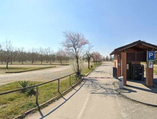 AREA SOSTA CAMPER CERTOSA