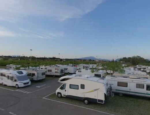 AREA SOSTA CAMPER PARCO TERMALE DEL GARDA