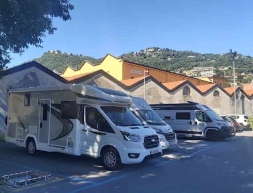 AREA PARCHEGGIO IPPOCASTANO