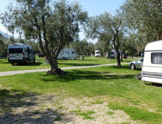 CAMPING CLAUDIA