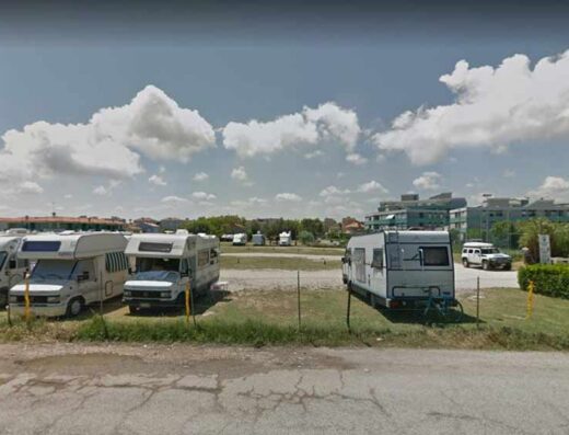 PARCHEGGIO CAMPER SASSONIA 3