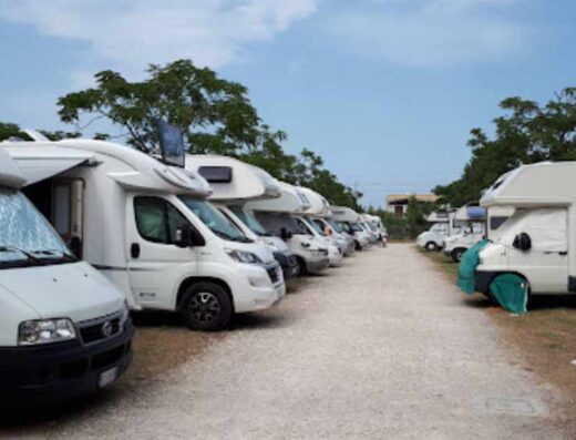 AREA SOSTE CAMPER CAMPO NUNZIA