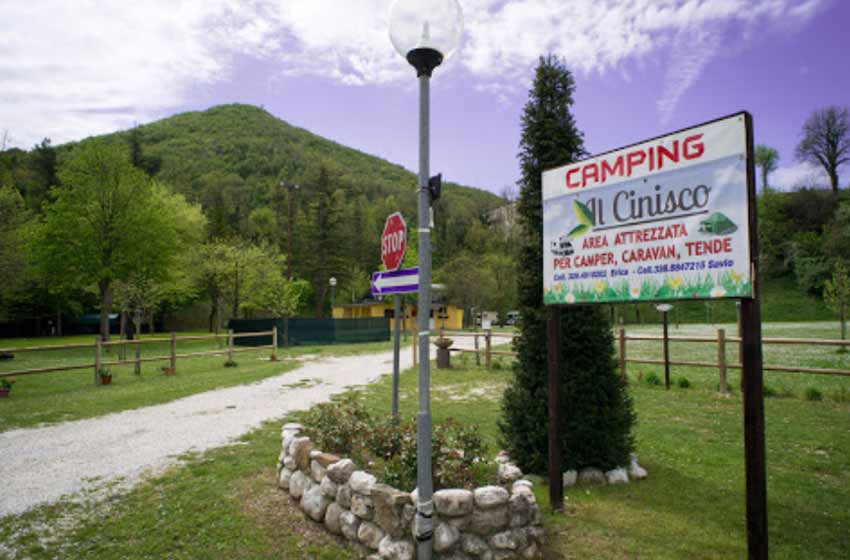 Area sosta il cinisco - frontone