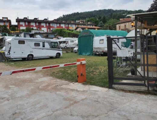 AREA SOSTA CAMPER GERMIGNAGA