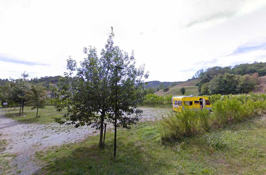 Area sosta camper giusvalla