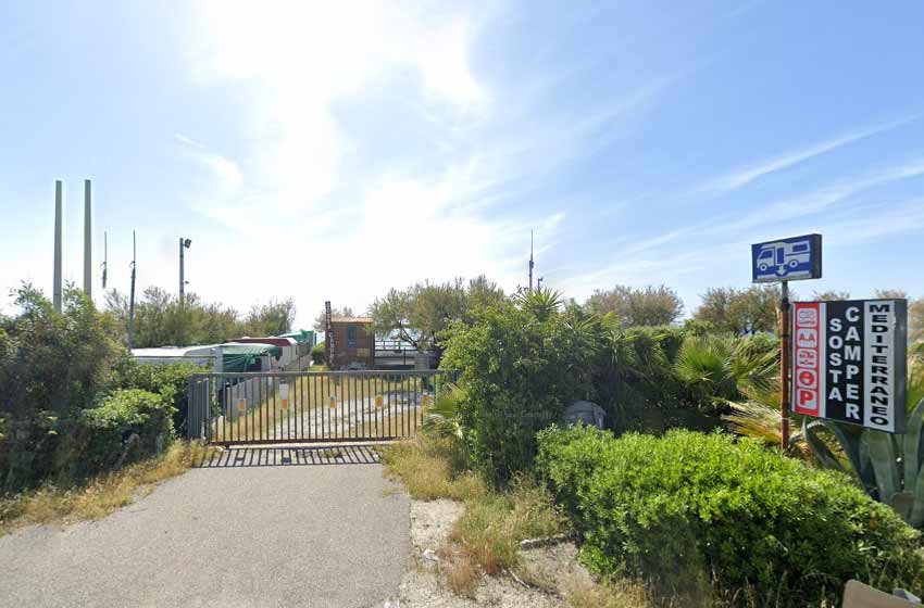 Sosta camper mediterraneo - gizzeria