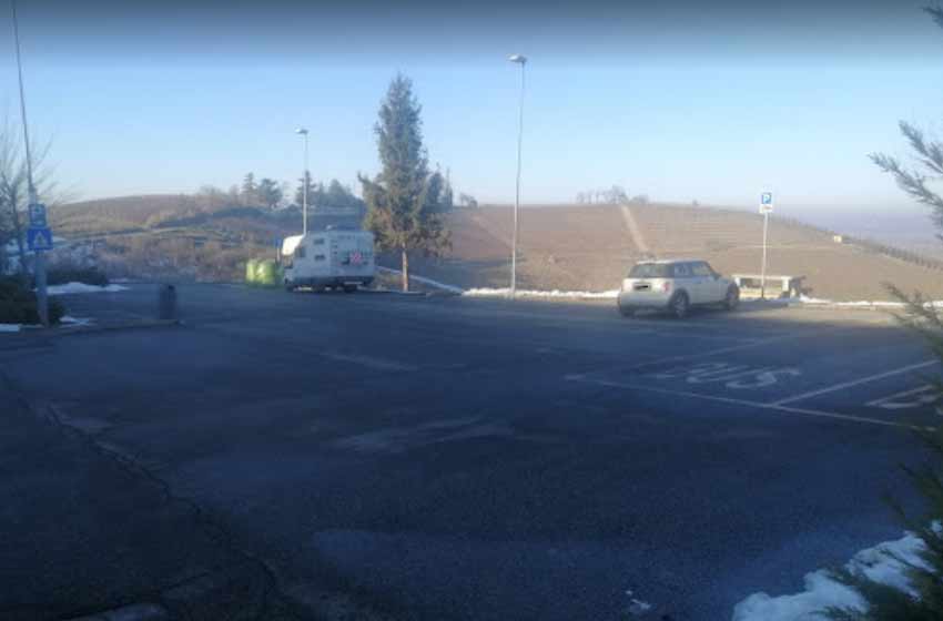 Area parcheggio carico-scarico grinzane cavour