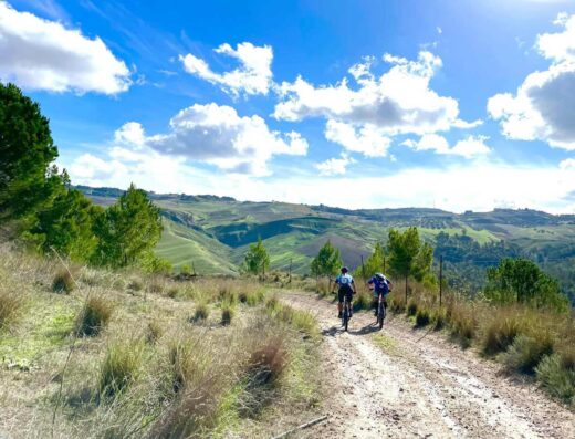 ILLARY TALLUTO TREKKING E FOOD EXPERIENCE
