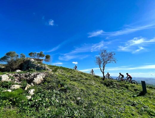 ILLARY TALLUTO TREKKING E FOOD EXPERIENCE