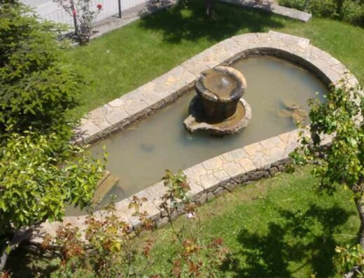 LA FONTANA DI CORRADINO FRANCO