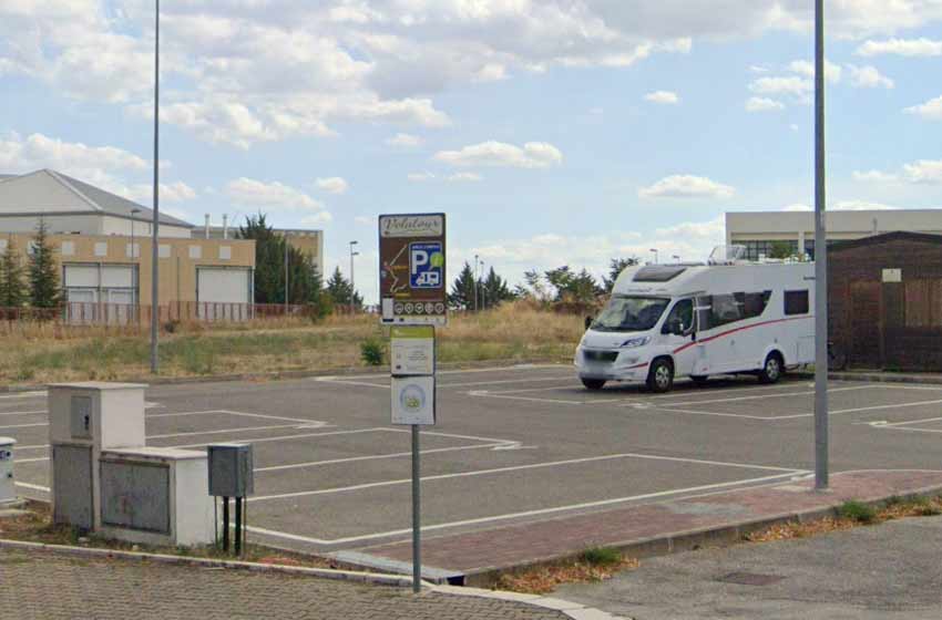 Area sosta camper lavello
