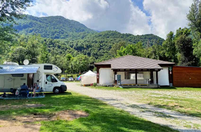 Area sosta camper - gran paradiso - locana