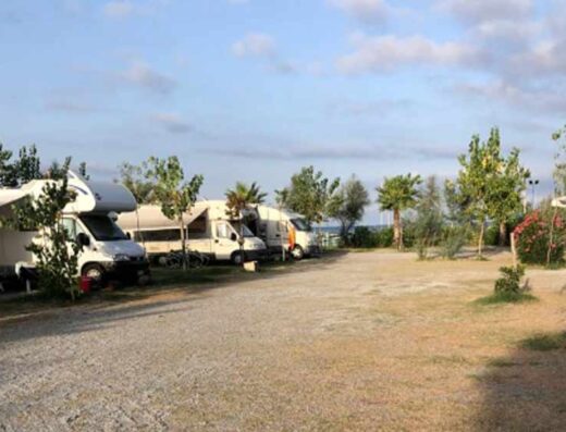 MARTINA AREA CAMPER STABILIMENTO BALNEARE
