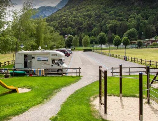 AREA SOSTA CAMPER LAGO DI MOLVENO