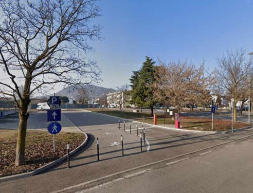 AREA SOSTA CAMPER COMUNALE MONTECCHIO