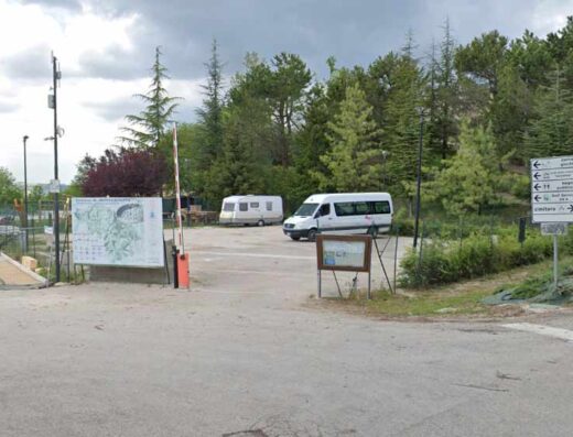 AREA SOSTA CAMPER MONTEDINOVE