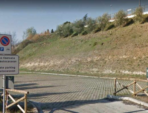 AREA SOSTA CAMPER MONTEFALCO