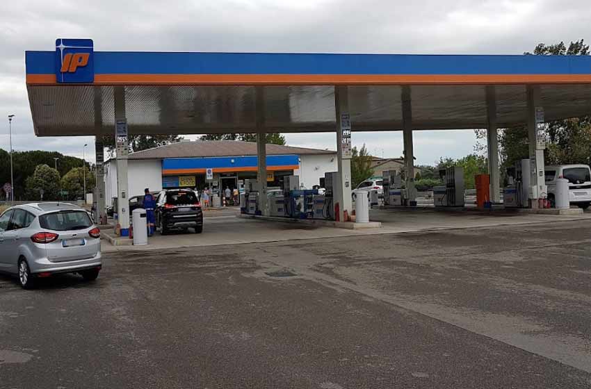Montepulciano est km 395 a1 milano-napoli