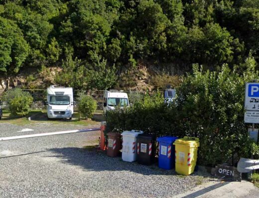 AREA SOSTA CAMPER IL POGGIO
