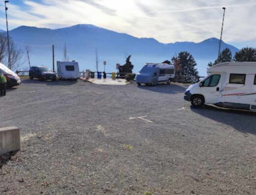 AREA SOSTA CAMPER OSSIMO
