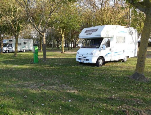 AREA SOSTA CAMPER OASI PARK