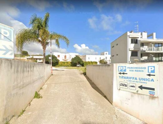 PARCHEGGIO OTRANTO VIA RENIS