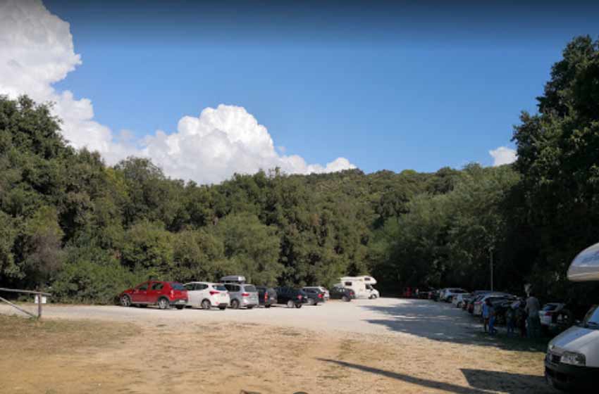 Parcheggio nel parco archeominerario di san silvestro