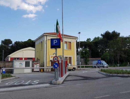 AREA SOSTA CAMPER PESARO CENTRO