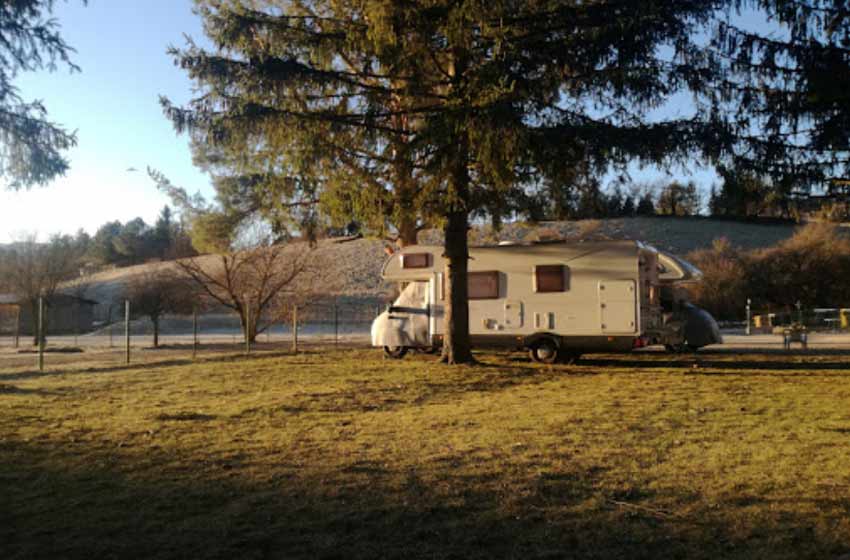 Sosta camper ostello la volpe rossa