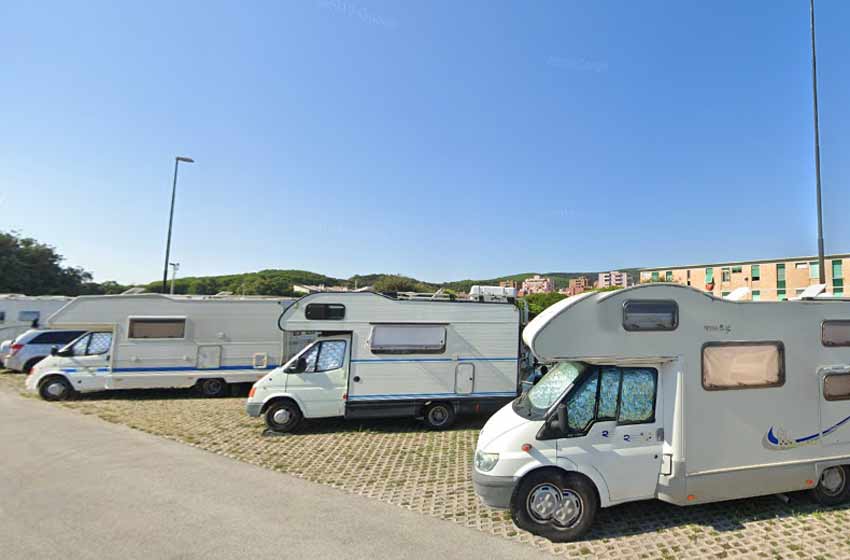 Piombino parcheggio camper