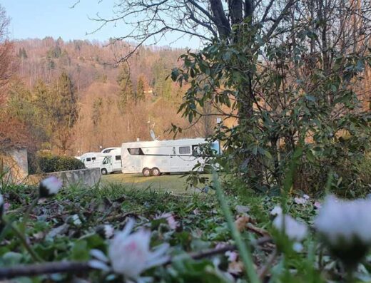 AREA ATTREZZATA CAMPER BURCINA