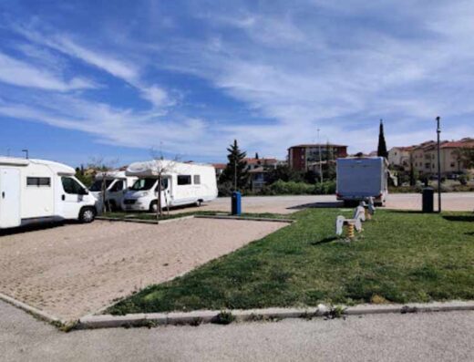 AREA SOSTA CAMPER POMARANCE