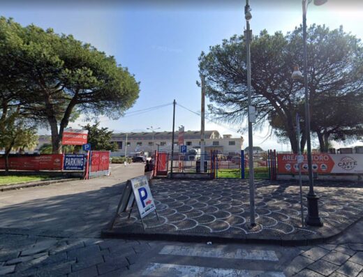 POMPEII RUINS PARKING – MAXI PARKING