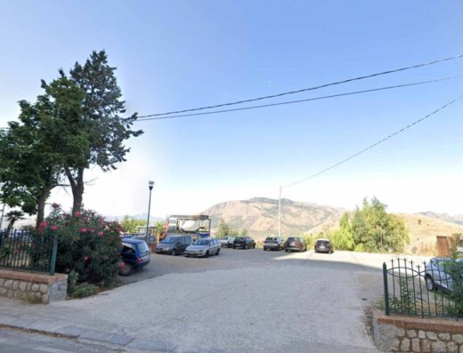 PARCHEGGIO CACCAMO