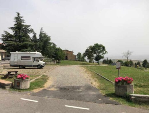 AREA SOSTA CAMPER RADICOFANI