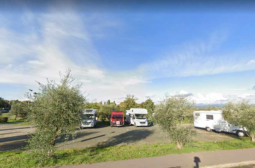 Area di sosta camper s. lucia