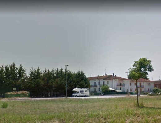 AREA SOSTA CAMPER SAN LORENZO IN CAMPO