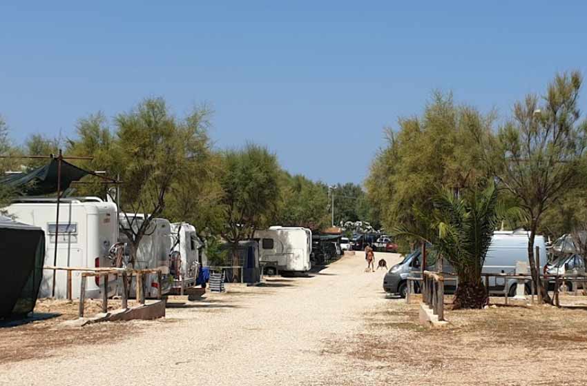 Area sosta camper sant'elia - san nicandro garganico