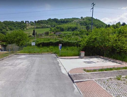 AREA ATTREZZATA CAMPER SERRA SAN QUIRICO