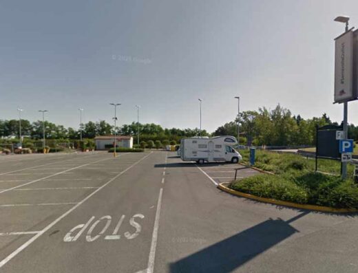 PARKING OUTLET SERRAVALLE SCRIVIA